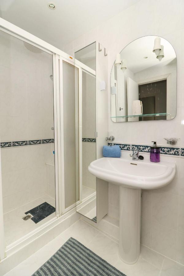 Family Apartment Walking Distance To The Sea And All Amenities Sitio de Calahonda Exterior foto